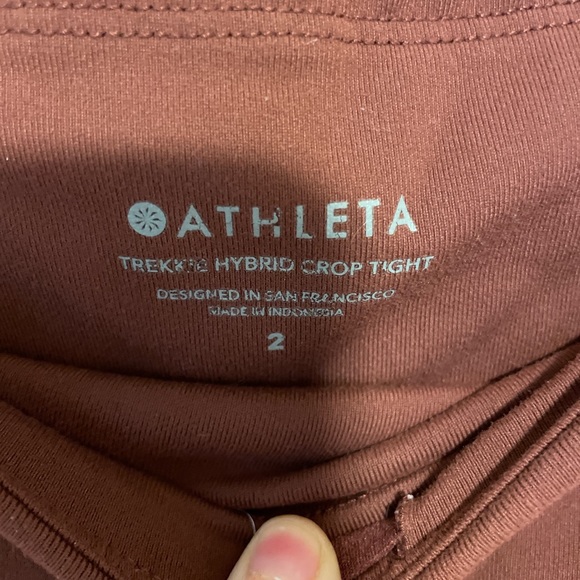 Athleta Size 2 Trekkie hybrid crop tight - Picture 6 of 7